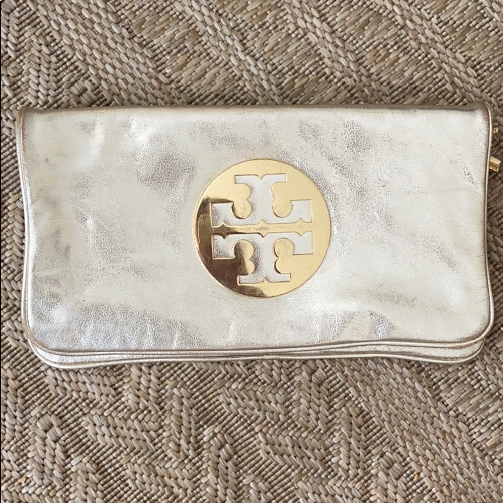 Tory Burch Reva clutch